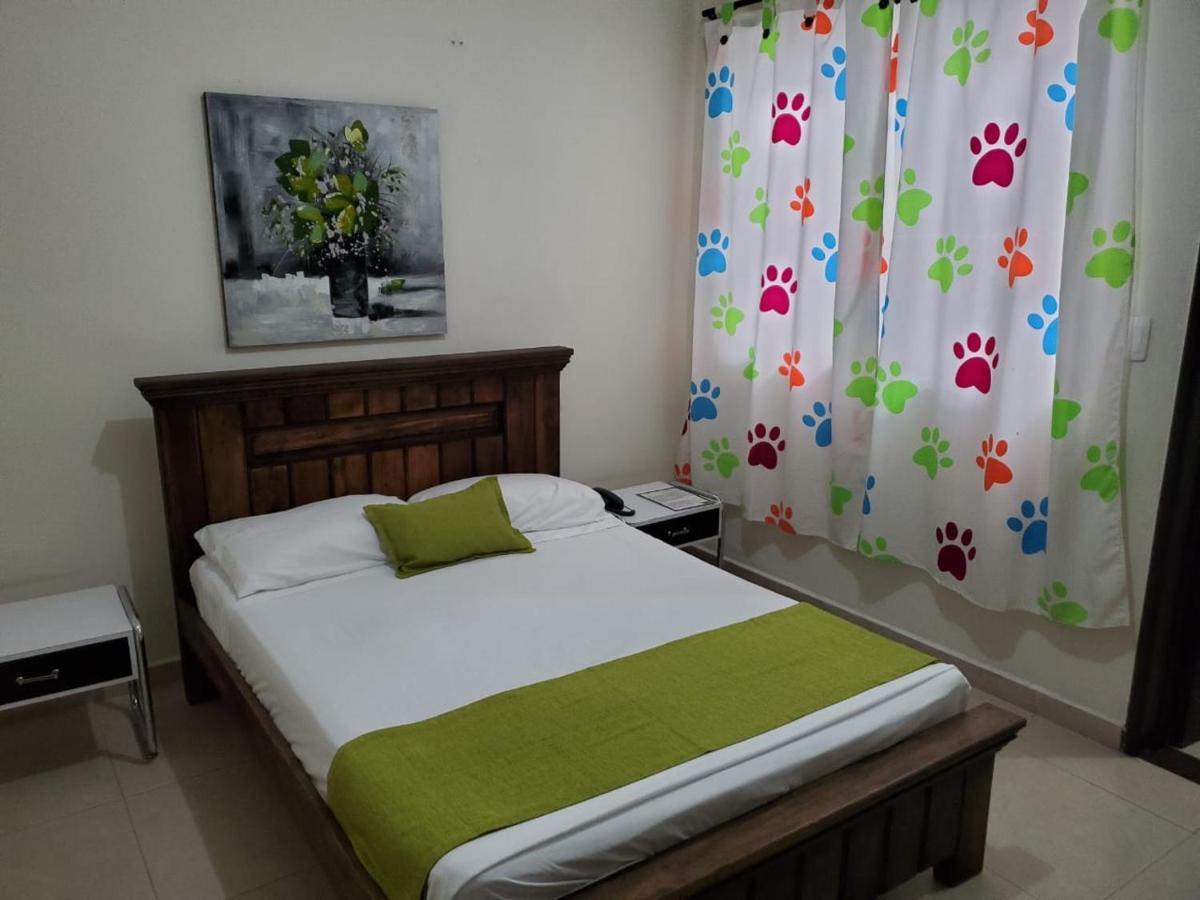 Hotel Cataluna Pereira Εξωτερικό φωτογραφία