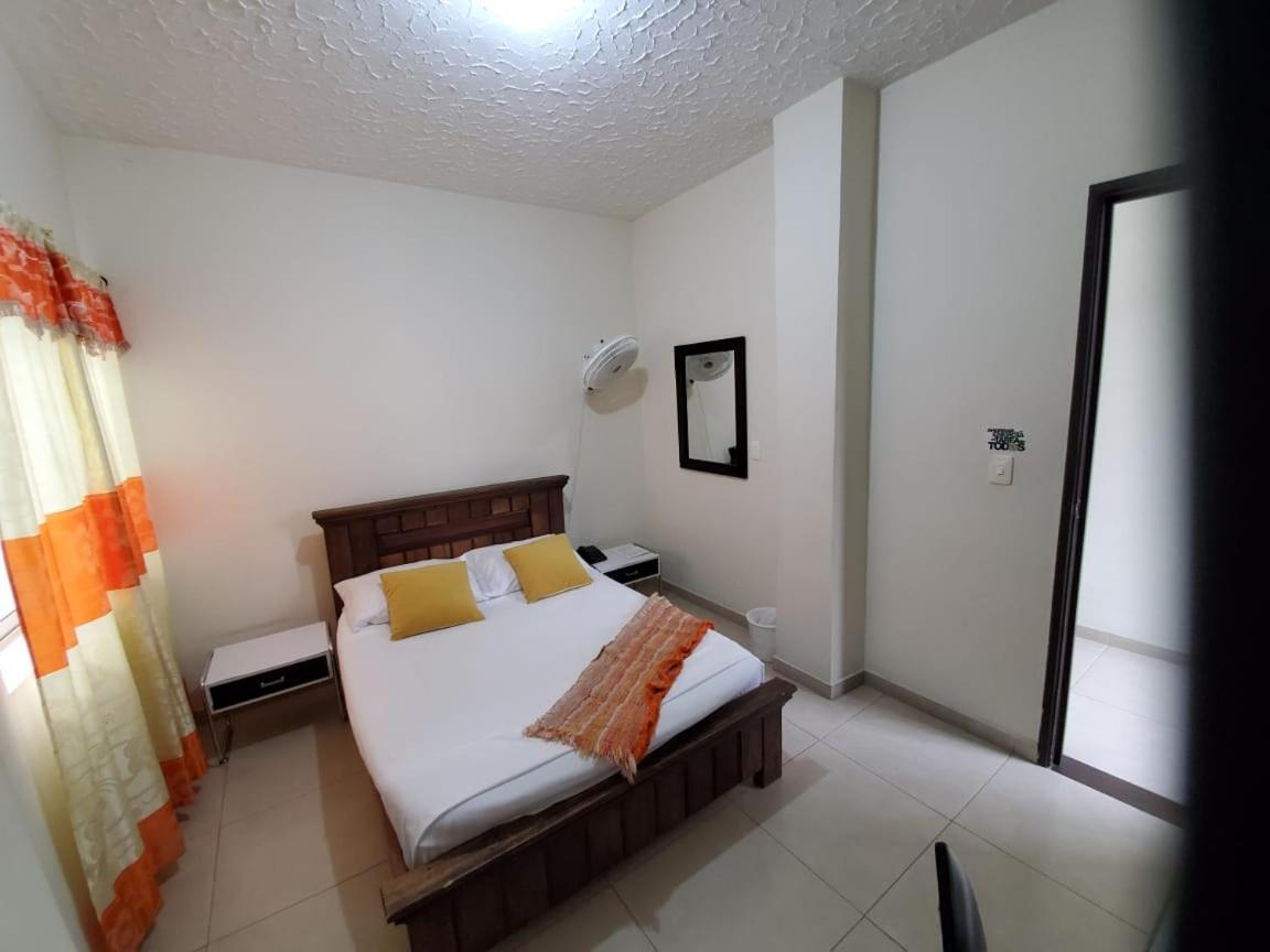 Hotel Cataluna Pereira Εξωτερικό φωτογραφία